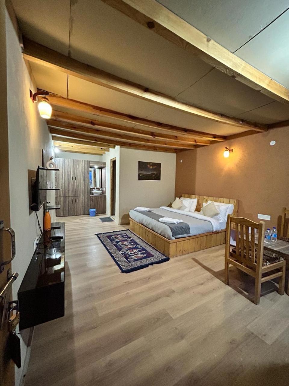 Mystic Pangong Hotel Spangmik Exterior photo